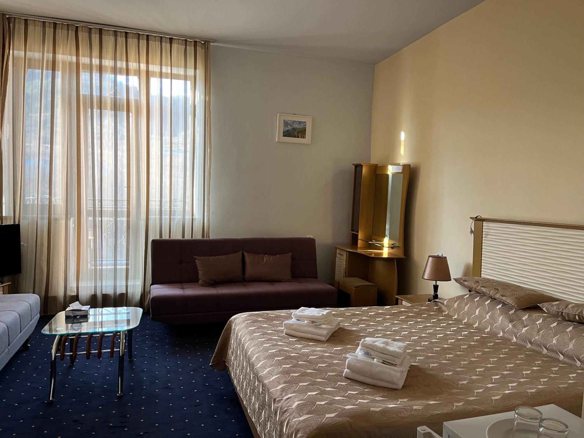 Greenwood Hotel Dilijan Exterior foto